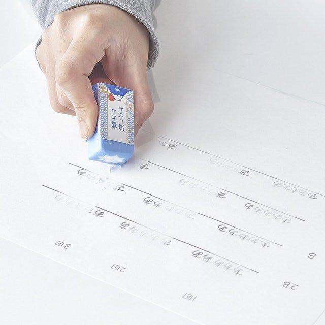 This innovative little eraser slowly reveals the snow-capped peak of Mt  Fuji as you wear it down. #mtfuji #airineraser #mountfujieraser  #mtfujieraser, By Pencilly Australia