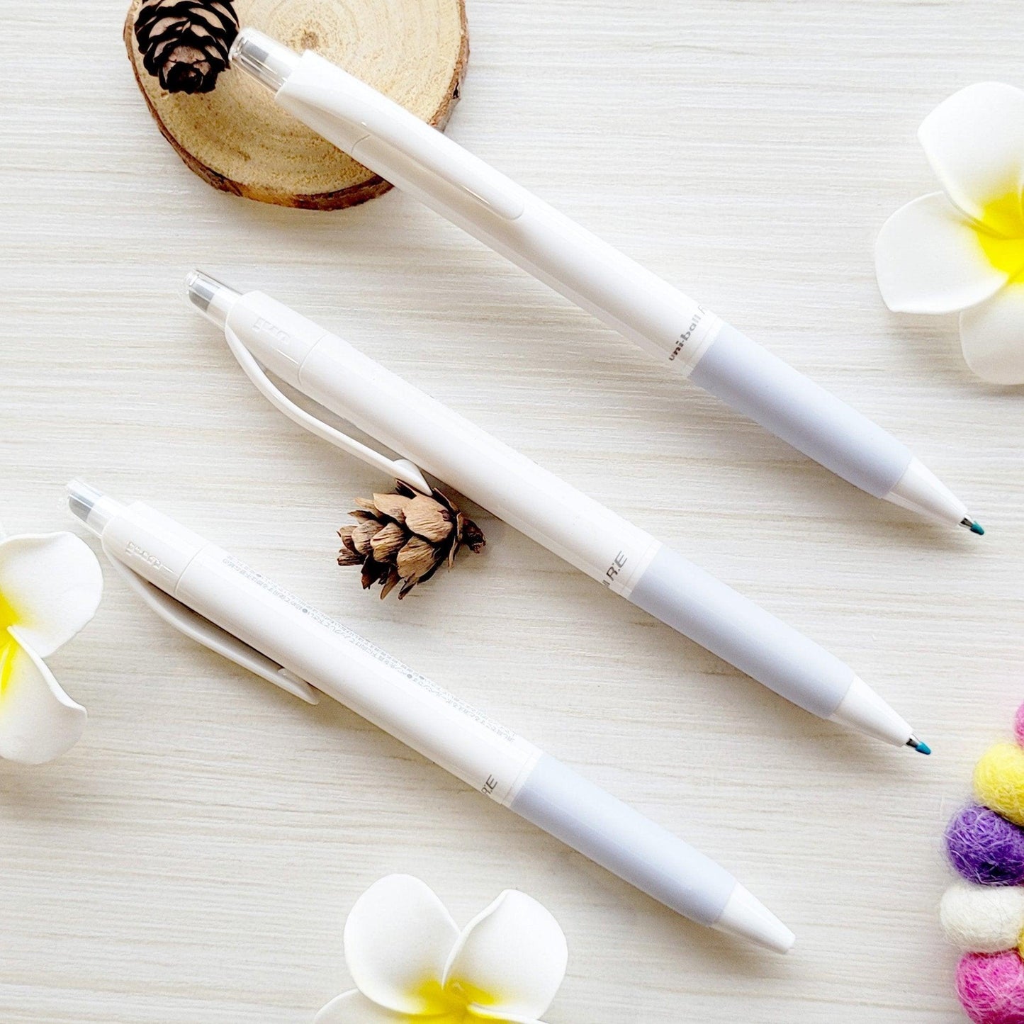 Uniball White Gel Pen